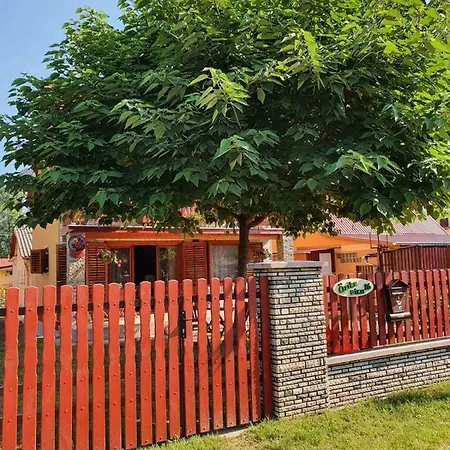 Vakantiehuis Katica Nyaralo