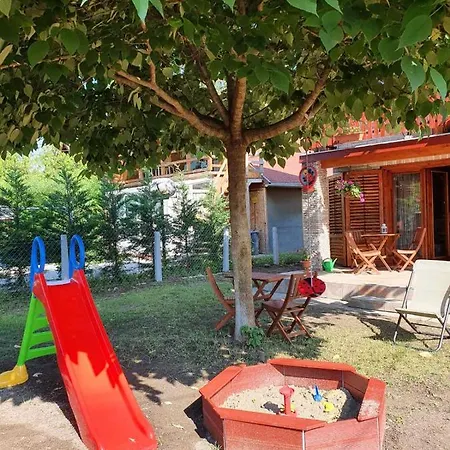 Vakantiehuis Katica Nyaralo Tiszakécske