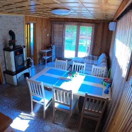 Vakantiehuis Katica Nyaralo *